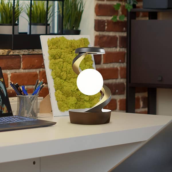 52c628f0-08a3-445a-b92b-1bf47635fc5e.jpg Rotating Moon Desk Lamp