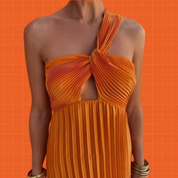 8eb21c7a-ce4f-435b-a2a0-9eba536760d5.jpg Dignified Sleeveless Dress