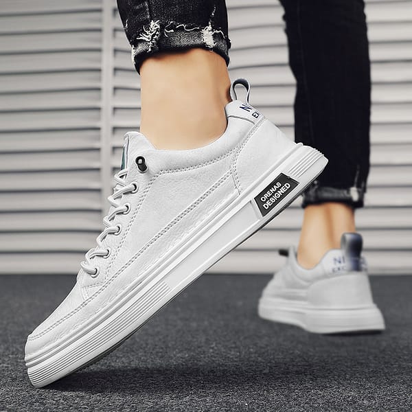 2589cb25-aa89-4bdc-a14f-3c7e021075fc.jpg Sneakers 511